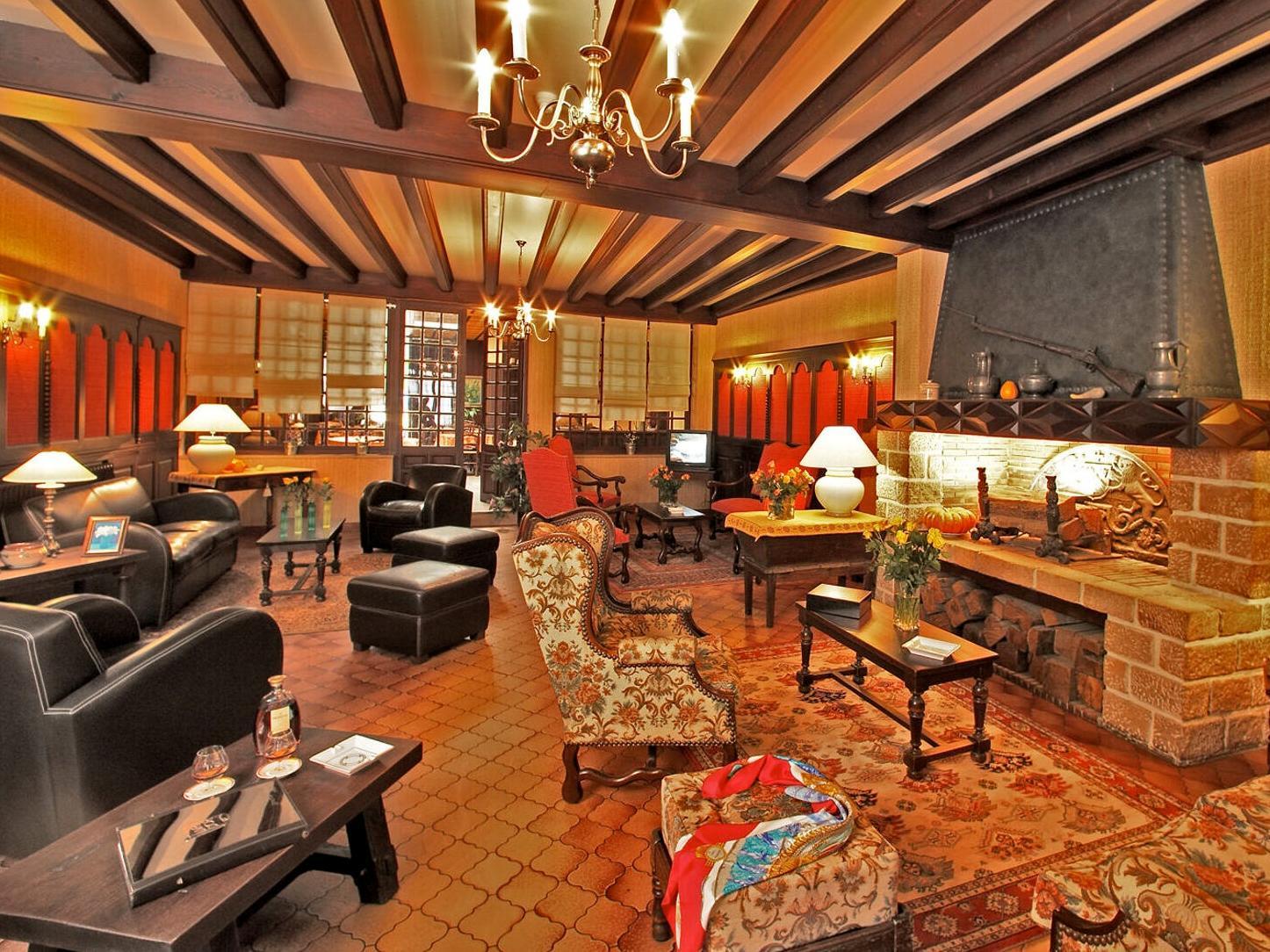 Logis Grand Hotel Pelisson Nontron Esterno foto