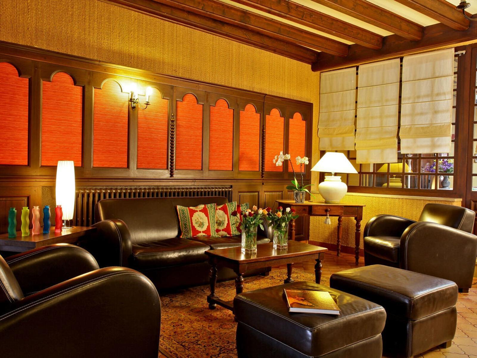 Logis Grand Hotel Pelisson Nontron Esterno foto